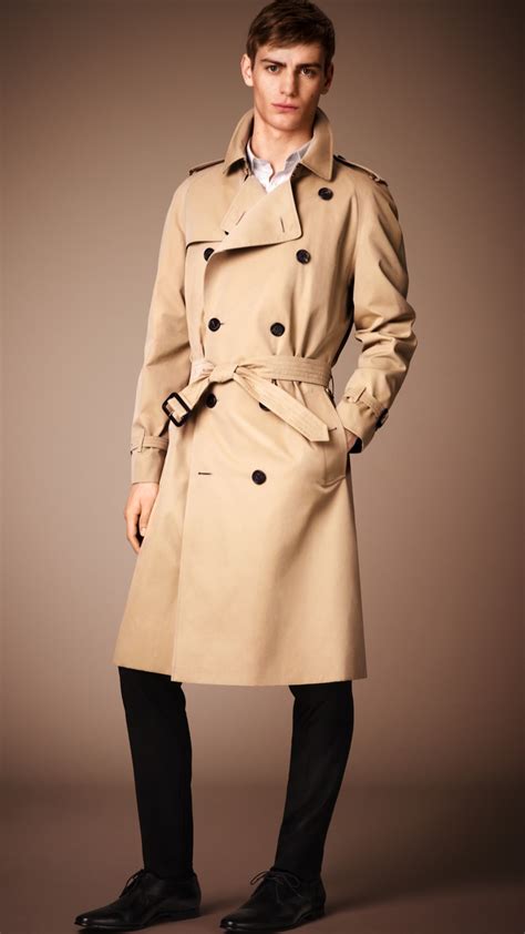 burberry trench gets dirty easily|burberry men's trench.